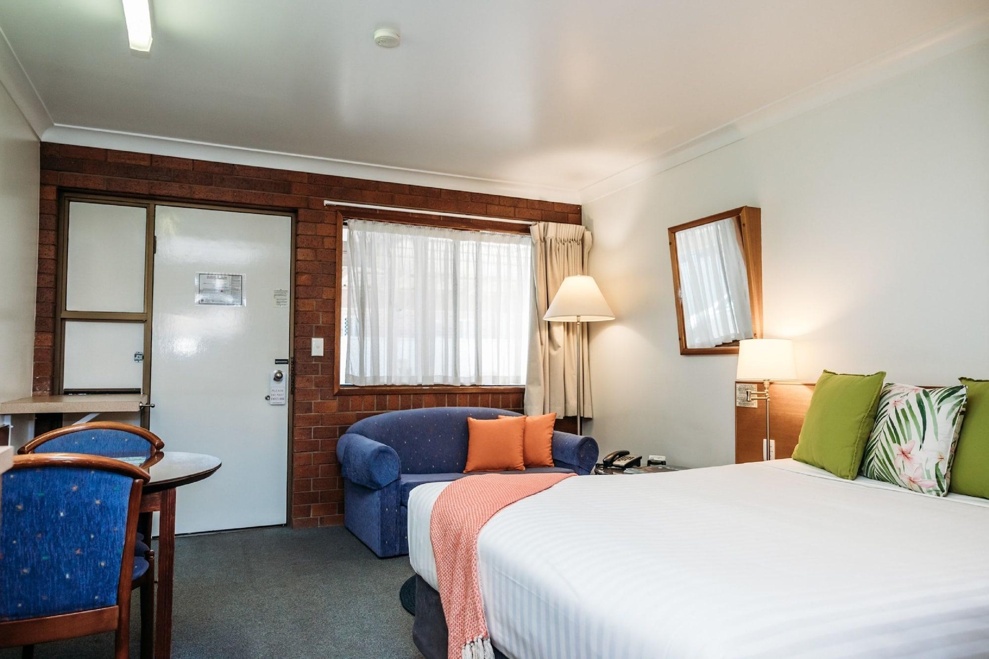دالبي Country Pathfinder Motor Inn المظهر الخارجي الصورة